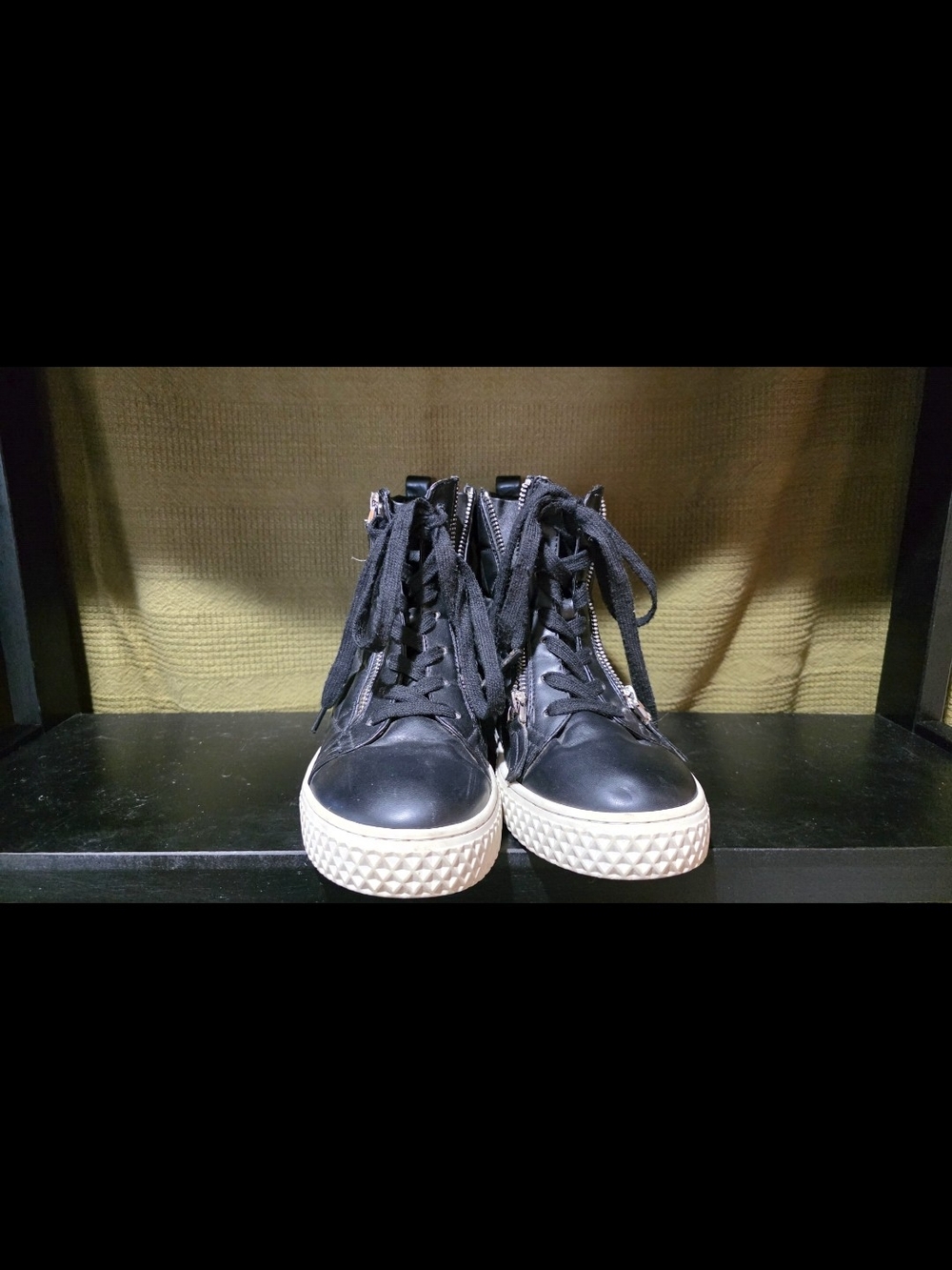 AEROSOLES Black High-Top Lace-Up Sneakers with White Soles